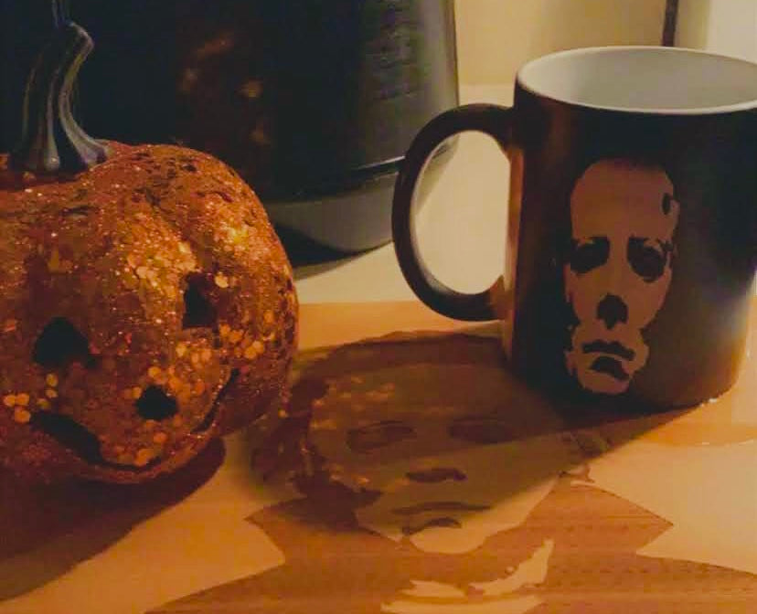 Michael Myers No Lives Matter Magic Mug